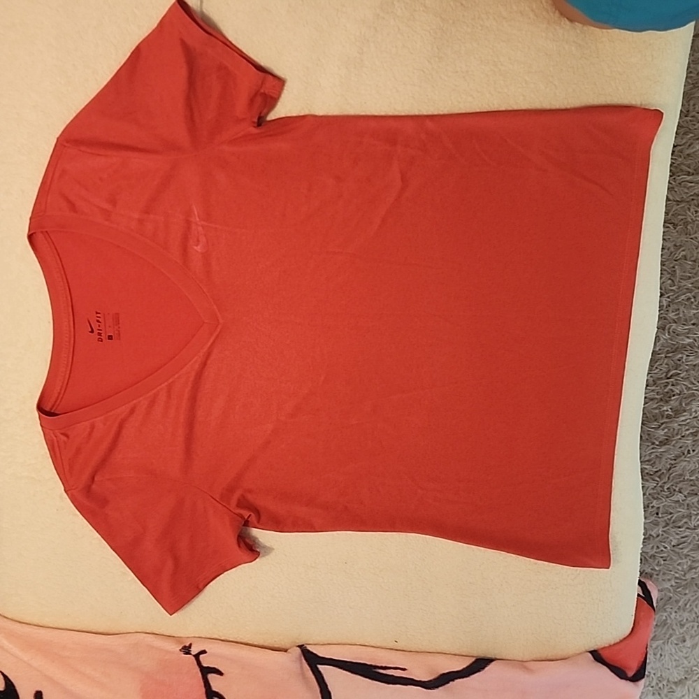 Nike DriFit V-neck Tshirt